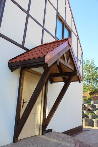 50_dekordeska_mur_pruski_Mazury Siła